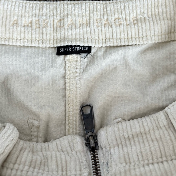 American Eagle Outfitters Full Zip Cream Skirt | Size 8 - Picture 5 of 6